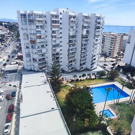 Wonderful Studio Apartment On The Beachfront Benalmádena Kültér fotó