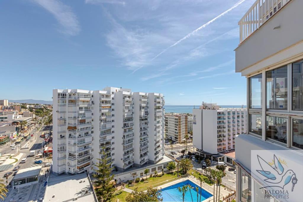 Wonderful Studio Apartment On The Beachfront Benalmádena Kültér fotó